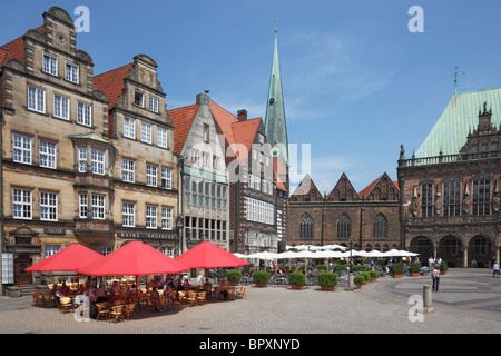 Buergerhaeuser mit Liebfrauenkirche und Rathaus Am Marktplatz à Brême, Weser, Freie Hansestadt Bremen Banque D'Images