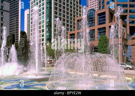 Vancouver, BC, en Colombie-Britannique, Canada - fontaine du centenaire à Vancouver Art Gallery, au centre-ville en ville le long de la rue Georgia Banque D'Images