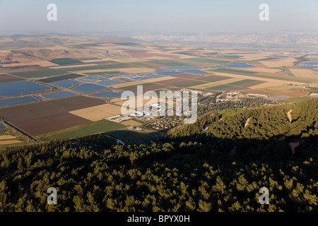 Photographie aérienne du champs de l'agriculture de la vallée de Jezreel Banque D'Images