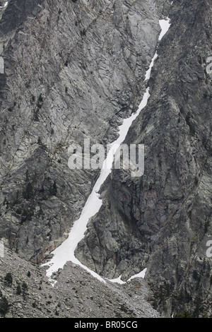 Pierre de granit de 2740m détail strates Pic de Sudorn dans le Parc National de Sant Maurici Pyrénées Espagne Banque D'Images