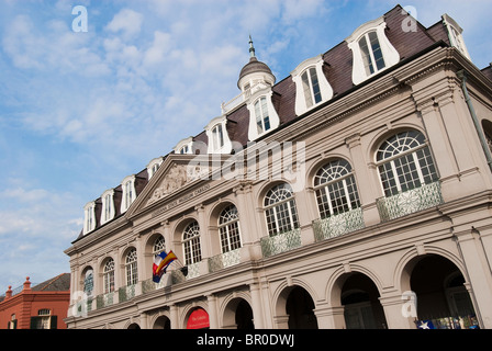 Le Cabildo, à l'origine le siège du gouvernement colonial, maintenant le Musée d'état de la Louisiane, La Nouvelle-Orléans, Louisiane, Etats-Unis Banque D'Images