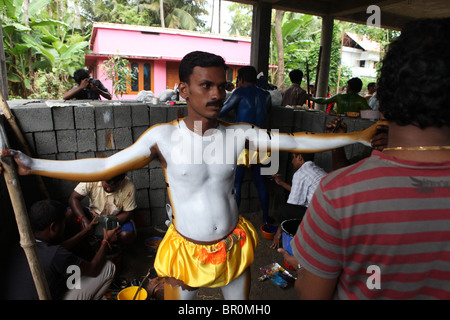 Pulikkali est la forme d'art populaire de Thrissur, Kerala,effectué pendant Onam festival en Août/Septembre Banque D'Images