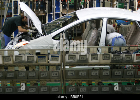 La voiture Toyota Tsutsumi factory de la ligne de production, près de Nagoya, Japon, 03/02/2004. Banque D'Images