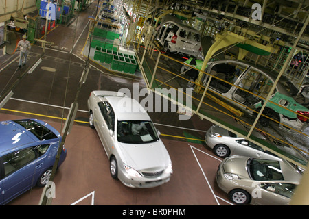 La voiture Toyota Tsutsumi factory de la ligne de production, près de Nagoya, Japon, 03/02/2004. Banque D'Images