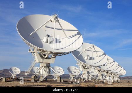 Dans le plats radiotélescope Very Large Array, Nouveau Mexique, sont disposées dans la configuration "D". Banque D'Images