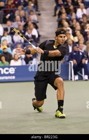 Rafael Nadal (ESP) de la compétition à l'US Open de Tennis 2010 Banque D'Images