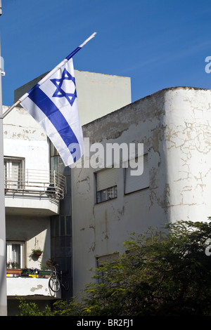 Détail d'un bâtiment d'époque Art déco à Tel Aviv, Israël Banque D'Images