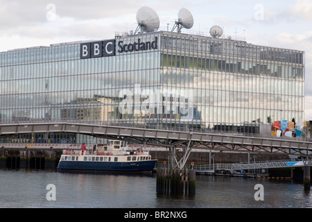 BBC Scotland Television Centre sur la rivière Clyde à Glasgow, Ecosse Banque D'Images