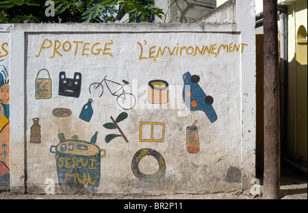 Peinture murale, des messages très sérieux en créole, Tamarin, Ile Maurice Banque D'Images