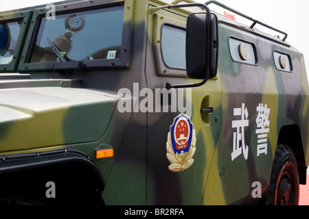 Voiture de police chinois est en attente Banque D'Images