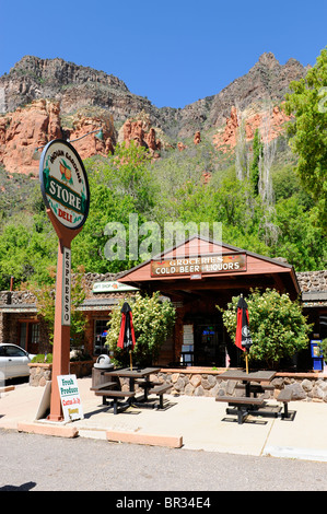 Indian Gardens Store Highway 89A Sedona à Flagstaff, Arizona Banque D'Images