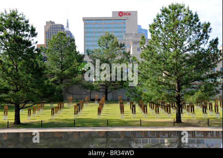 Oklahoma City National Memorial Field de chaires Banque D'Images