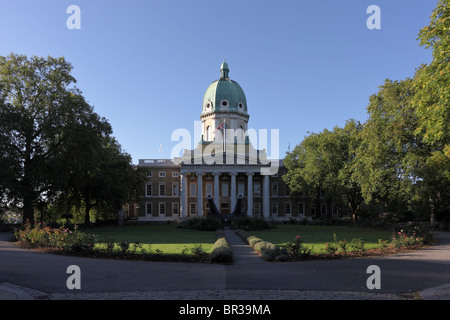 L'Imperial War Museum de Lambeth Road a été inauguré par le roi George V le 7 juillet 1936, ici la façade Banque D'Images