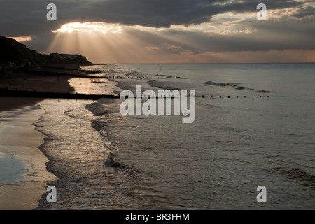 Rayons de soleil sur la mer Banque D'Images