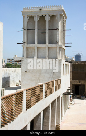 Tour éolienne à Ras al Khaimah, ÉMIRATS ARABES UNIS Banque D'Images