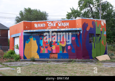 Graffiti sur bâtiment vacant côté est de Detroit Michigan USA Banque D'Images