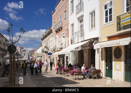 Zone piétonne dans la vieille ville, Lagos, Algarve, Portugal Banque D'Images