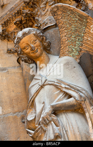 Europe, France, Marne (51), Notre-Dame de Reims, inscrite au Patrimoine Mondial de l'UNESCO, tympan de North Portal Banque D'Images