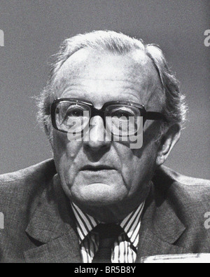 Peter Alexander Rupert Carington, 6e baron Carrington et Baron de Carington Upton, KG, GCMG, CH, MC, PC, DL (né le 6 juin 1919) Banque D'Images