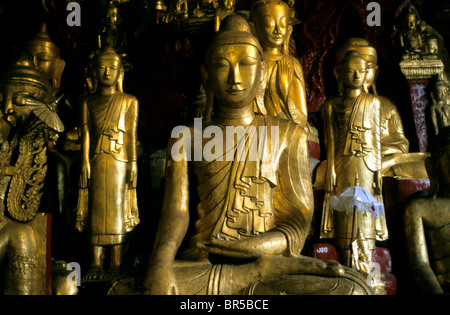 Pindaya Cave, il en 8000 statues de bouddha, les grottes de Pindaya, Birmanie, Myanmar, en Asie Banque D'Images