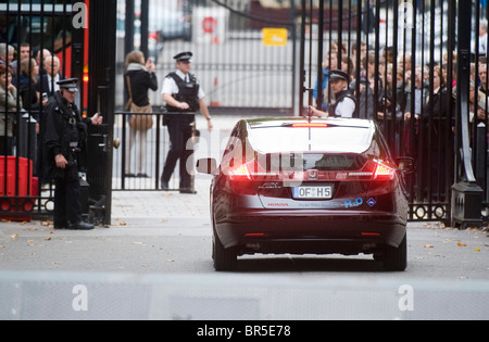 FCX Clarity véhicule électrique à pile à combustible (FCEV) est dévoilé au Royaume-Uni à sec d'affaires Vince Cable par Honda Président David Hodgetts Banque D'Images