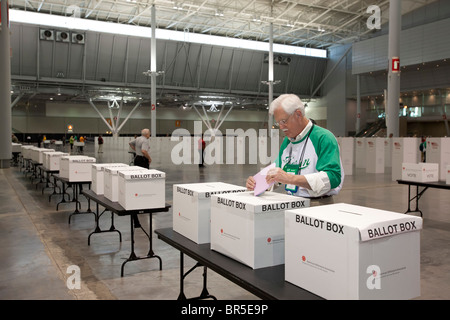 Voter pour les dirigeants syndicaux à l'AFSCME Convention Banque D'Images