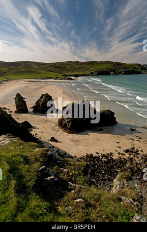 Piliers rocheux sur la plage de Garry à Traig Gheardha, côte est de Lewis, Hébrides extérieures. L'Écosse. 6629 SCO Banque D'Images