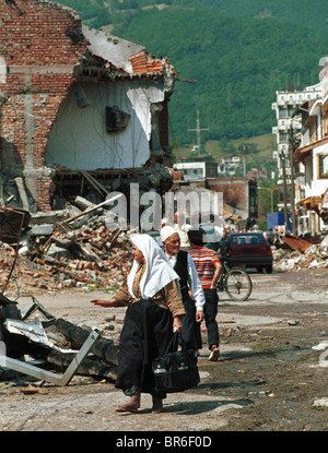 La destruction de la ville de Pec, au Kosovo. Banque D'Images