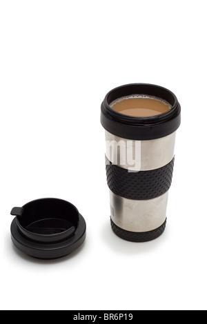 Tasse de voyage thermique avec du café chaud Banque D'Images