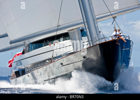 Maltese Falcon, Saint Barths Bucket Regatta Super Yacht, Caraïbes, mars 2009. Parution de la propriété. Banque D'Images