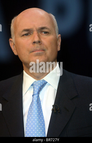 IAIN DUNCAN SMITH MP LE CHEF DU PARTI CONSERVATEUR, 10 octobre 2002 CONFÉRENCE 2002 CONSERVATEUR ANGLETERRE BOURNEMOUTH Banque D'Images