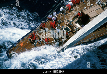 J-Class "s'efforcer de course à Antigua Classic Yacht Regatta, 2001. Banque D'Images