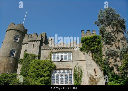 Voir l'historique du 14ème siècle château de Malahide, en Irlande, Europe Banque D'Images