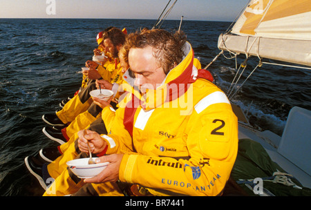 Intrum Justicia dans l'océan Austral au cours de la Whitbread Round the World Race, 1993. Banque D'Images