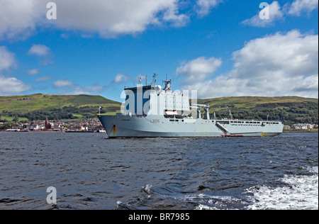 Classe Bay Navire auxiliaire Alternative Landing Ship Logistic (ALSL) L3006 Largs Bay convenablement ancrée à Largs Bay Scotland Banque D'Images