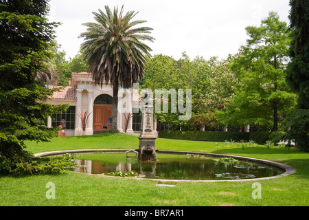 Real Jardín Botánico, les Royal Botanic Gardens, Madrid, Espagne. Le pavillon Villanueva est dans l'arrière-plan Banque D'Images