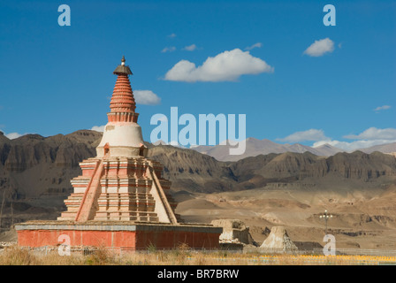 Nomad sur les plaines au Tibet Banque D'Images