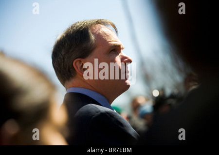 Patrick Fitzgerald parle aux médias après l'Libby verdicts Banque D'Images