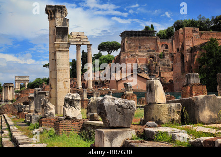 Le Forum romain dans la ville de Rome, Italie Banque D'Images