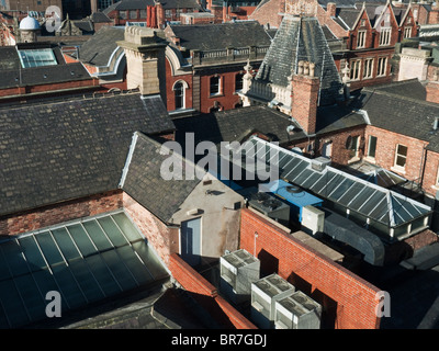 Une vue sur les toits du centre-ville de Nottingham, prises à partir du cinquième étage de l'hôtel Ibis. Banque D'Images