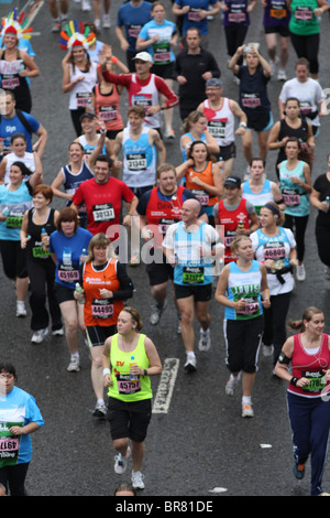 30e GREAT NORTH RUN 2010 Ligne de départ plus grands mondes run/ demi-marathon Banque D'Images