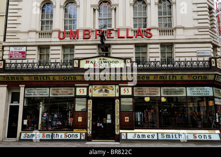 James Smith et Fils Boutique parapluie, New Oxford Street, London, England, UK Banque D'Images