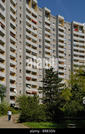 Gropiusstadt, Gropius Ville, immeuble de 18 étages de Walter Gropius, de la colonisation, Berlin, Allemagne, Europe. Banque D'Images