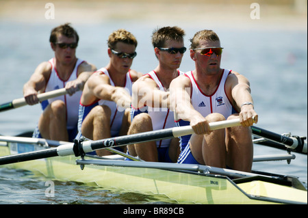 Quatre sans barreur hommes britannique avec chaleur Pinsent, Coode, Cracknell et Williams, les Jeux Olympiques de 2004, Athènes, Grèce. 14 août 200 Banque D'Images