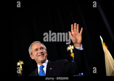 Le président Bush assiste à une nouvelle levée de fonds républicain du New Jersey Banque D'Images