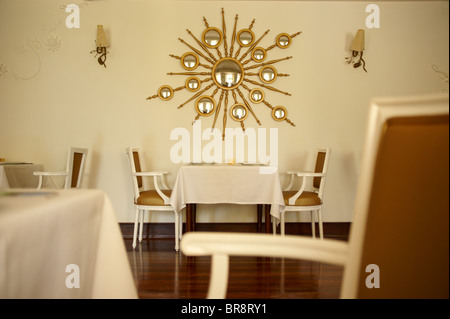 Vue de l'intérieur de l'hôtel Quinta das Lágrimas's restaurant Arcadas da Capela coin repas, Coimbra, Portugal Banque D'Images