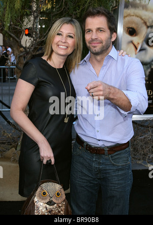 DEBORAH SNYDER ZACK SNYDER LÉGENDE DES GARDIENS : LES CHOUETTES DE GA'HOOLE PREMIÈRE MONDIALE HOLLYWOOD LOS ANGELES CALIFORNIA US Banque D'Images