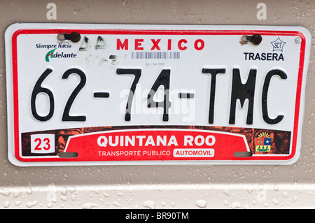 Mexique, Cozumel. Taxi voiture plaque d'immatriculation San Miguel, Isla Cozumel, île de Cozumel. Banque D'Images