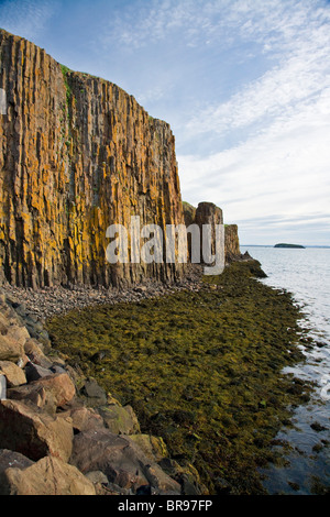 Les colonnes basaltiques près de Stykkisholmur, Islande. Banque D'Images