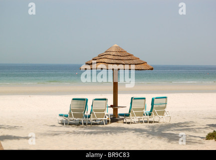 Plage de l'hôtel de luxe, Ajman, Émirats arabes unis Banque D'Images